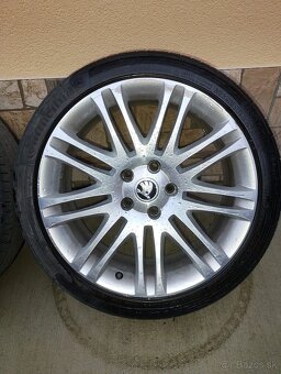 Skoda Superb R18 225/40 alu disky - 3