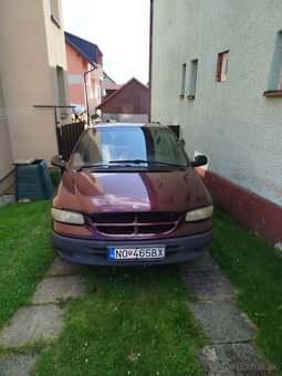Predám Chrysler Voyager 2.5 platné TK a EK - 3
