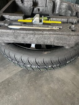 Dojazdove koleso Audi a4 b8 - 3