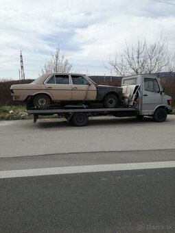Mercedes 307 D  /  300 D - 3