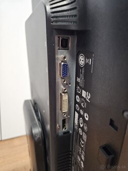 Otočný 23" monitor HP Compaq LA2306x - 3