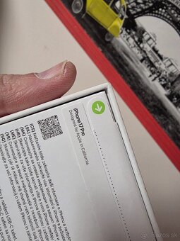 Apple iPhone 17 Pro 256GB - 3