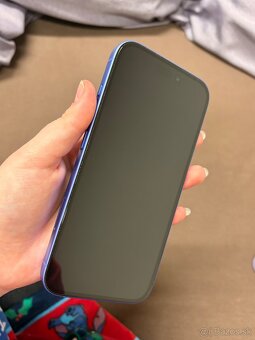 predám iPhone 16 128 GB ultramarínová farba - 3