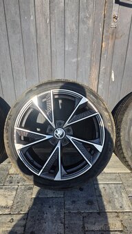 Elektróny R19 original plus pneumatiky letné - 3