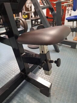 Dafe bicepsova lavicka - 3