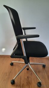 ergonomická kancelárska stolička VITRA Meda 2/XL - 3