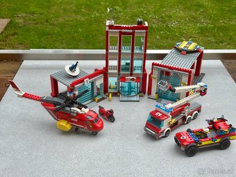 LEGO City 60110 Hasičská stanica - 3