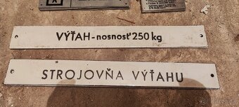 Historické tabuľky a označenia - 3