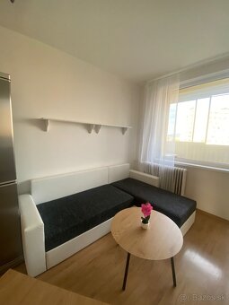 Ponúkam na prenájom 2,5 izbový - Nad Jazerom - Galakticka ul - 3