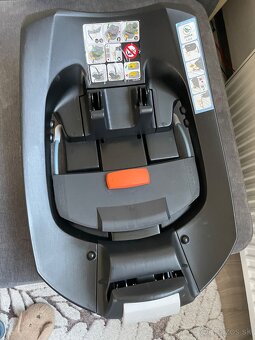 Cybex Aton 5 Gold a Isofix Vajíčko autosedačka - 3