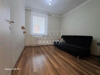 4-IZBOVÝ BYT HLOHOVEC 82m2 - 3