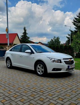 Chevrolet Cruze 1.6 benzín - 3