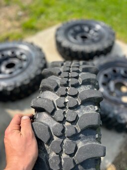 Offroad pneu T3 + disky na Suzuki Samurai - 3