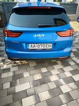 Kia Ceed SW 1.5 Tgdi 118kw, AT Gold, LED, GOLD + - 3