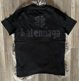 Tricko balenciaga S - 3
