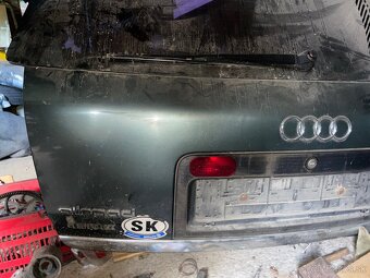 Kufor na Audi A6 C5 - 3