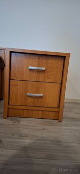Komoda, nočný stolík, písací stolík, postel - 3