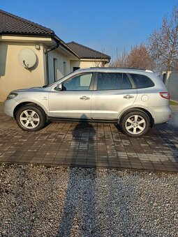 Predám Hyundai Santa Fe 4×4 AT/5 - 3
