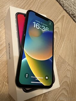 iPhone X 64GB Space Grey - 3