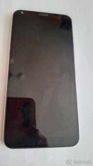 LG Q6 3GB/32GB android 8 - 3