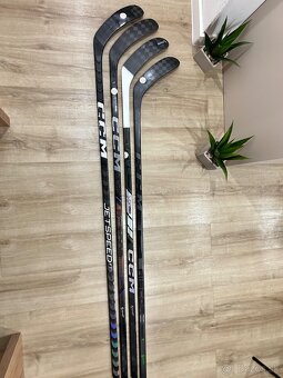 HOKEJKY ĽAVAČKY CCM XF PRO + FT5 PRO + TRIGGER 6-9 PRO - 3