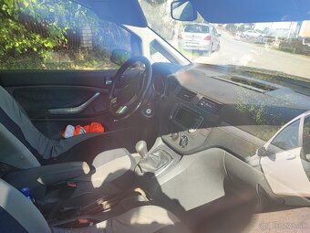 Ford C-max - 3