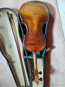 Husle Amati - 3