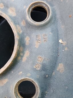 Zimné Hankook 205/55 r16 - 3