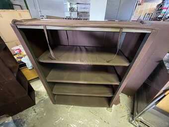 Policový stojan - 3