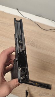 Predám Airsoft Glock NML589 - 3