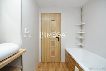 PREDAJ 3-izbového BYTU v SNINE ulica Dobrianskeho - 3