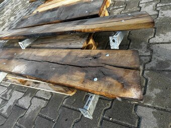 Masívne drevené police s konzolami - 3