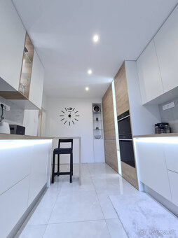 Prenájom exkluzívny 3.i.byt Nitra-Chrenová s garážou - 3