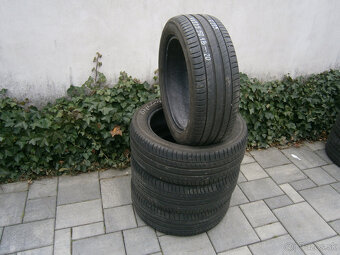 Predám 4x letné pneu Michelin 225/50 R18 95VXL - 3