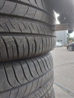 Predám 4x Michelin 215/60R16 DOT 3117 - 3