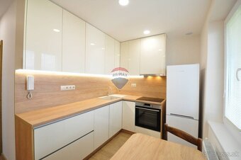 PRENÁJOM, 2-izbový byt, Poprad, Ul. Francisciho, - 3