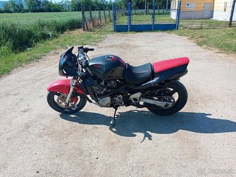 Suzuki GSX-F katana - 3