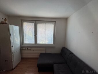 Prenajmem 1 izbový byt v Topoľčanoch J.Matušku - 3