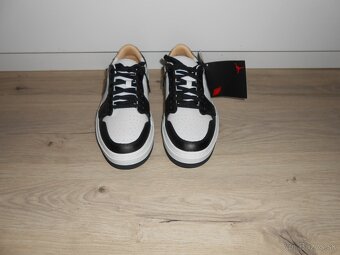 Predam nove original tenisky znacky NIKE AIR JORDAN ELEVATE - 3