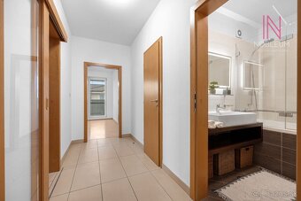 114,58 m2 v 3 izbovom byte v Rovinke Byt v ktorom, má každý - 3