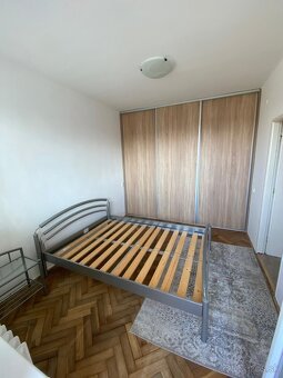 Dlhodobý prenájom 3-izbového bytu - 3