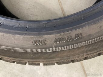 Predám zimné pneu Barum POLARIS 5 215/45 R18 93 V - 3