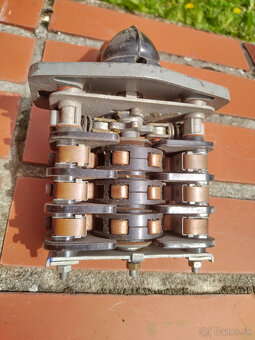 Vypínač 500V 25A - 3
