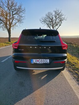Volvo xc 40 - 3