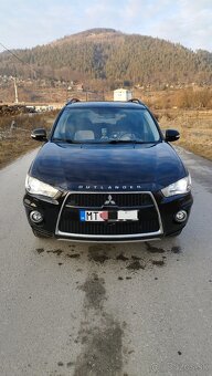 Mitsubishi Outlander 2,2DID,7miestne,automat - 3