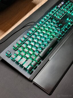 Roccat Vulcan 121 AIMO - 3