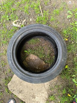 205/45R16 - 3
