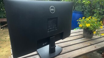 Dell monitor 4k 32 palcov - 3