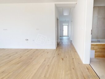 Skolaudované Už len 4 voľné novostavby v Šúrovciac… - 3