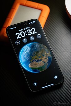 iPhone 15 Plus 128GB - 3